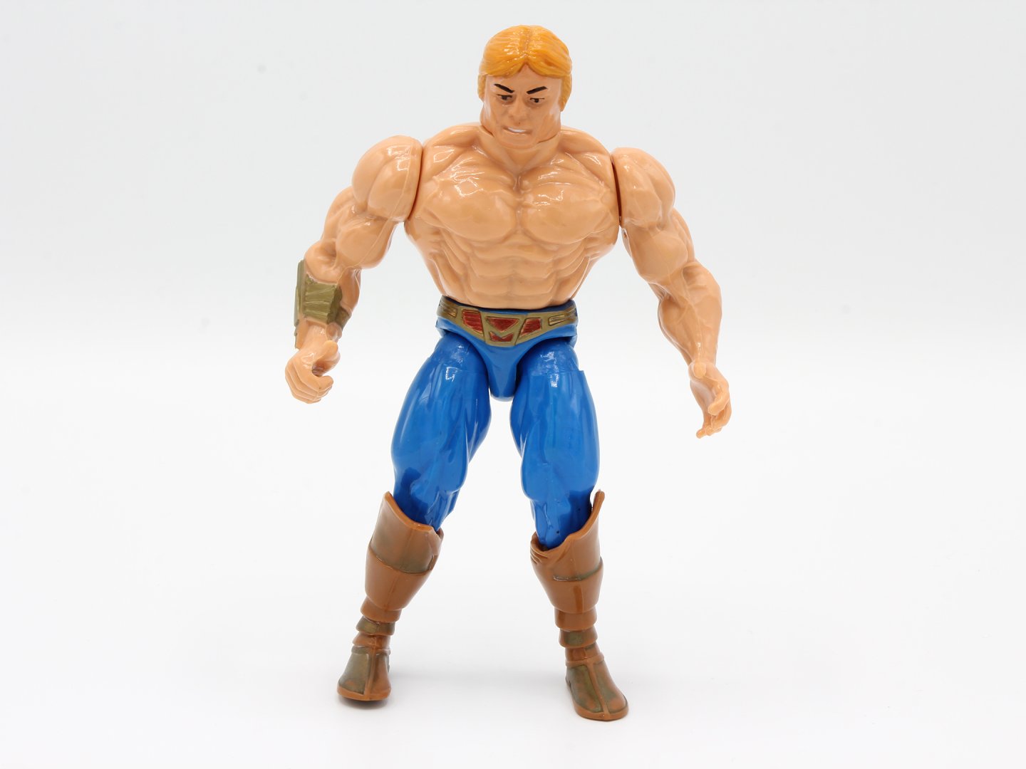 Thunder Punch He-Man Action Figure – He-Man (New Adventures) 1992 – loose, very good condition