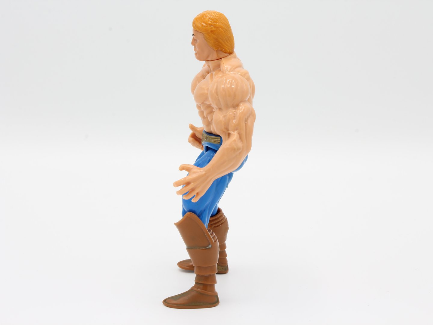 Thunder Punch He-Man Action Figure – He-Man (New Adventures) 1992 – loose, very good condition